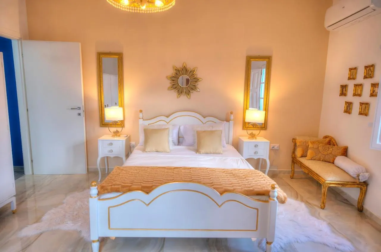 Spectacular Spacious House With Sun Terrace Ilju1-1 Sliema