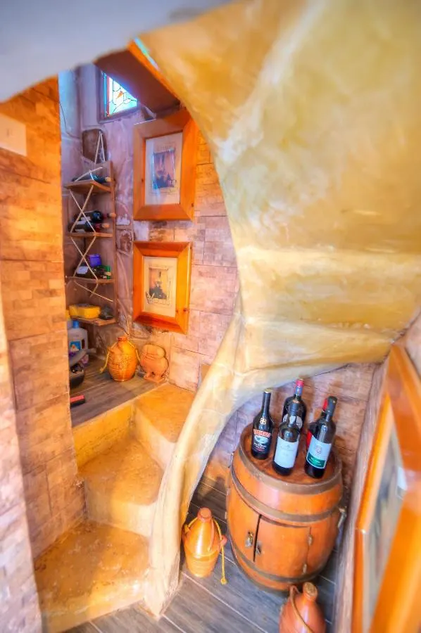 Spectacular Spacious House With Sun Terrace Ilju1-1 Sliema Malta