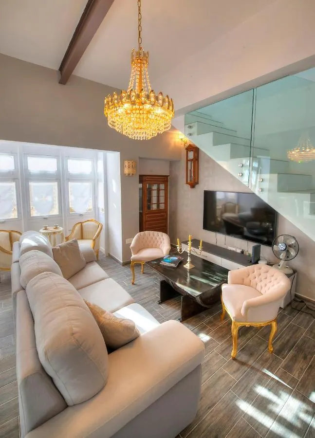 Spectacular Spacious House With Sun Terrace Ilju1-1 Sliema Malta