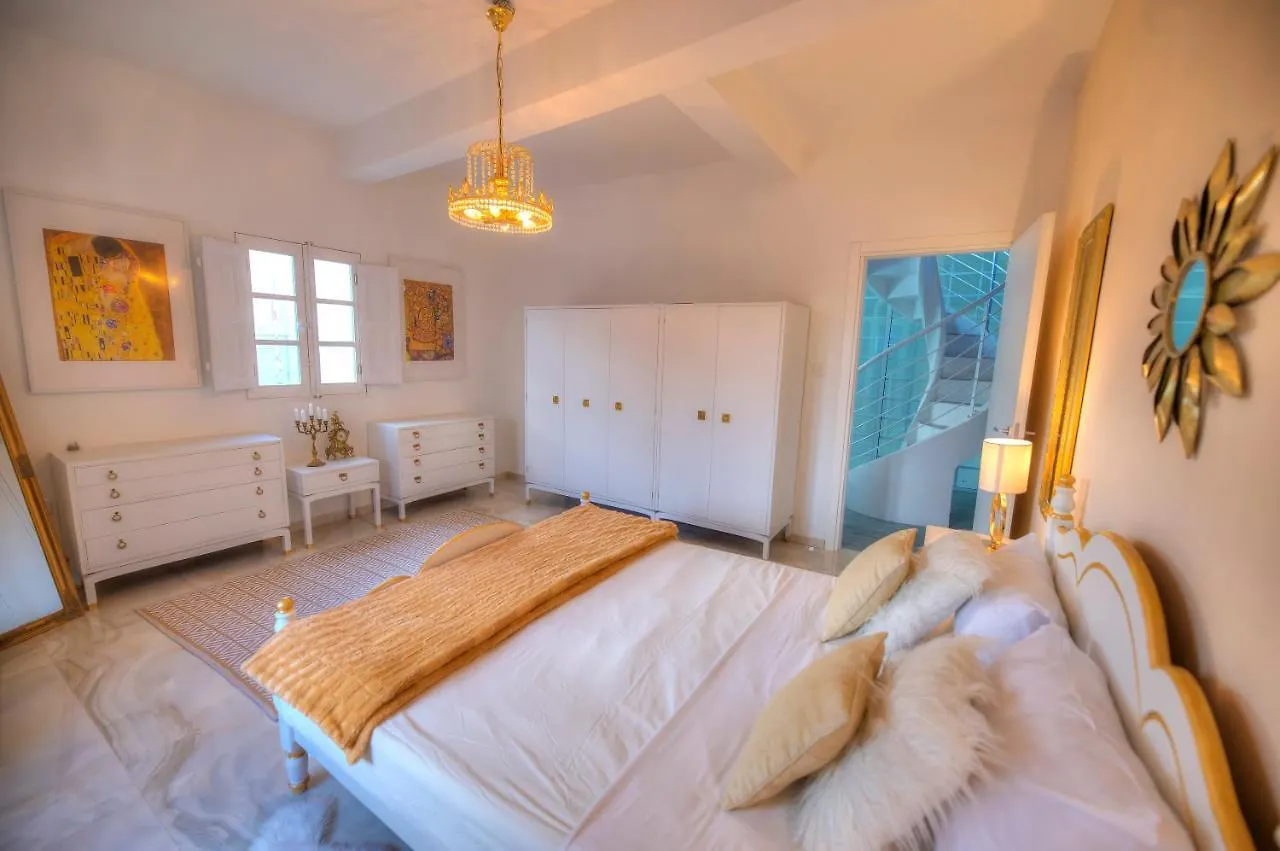 Spectacular Spacious House With Sun Terrace Ilju1-1 Sliema Holiday home