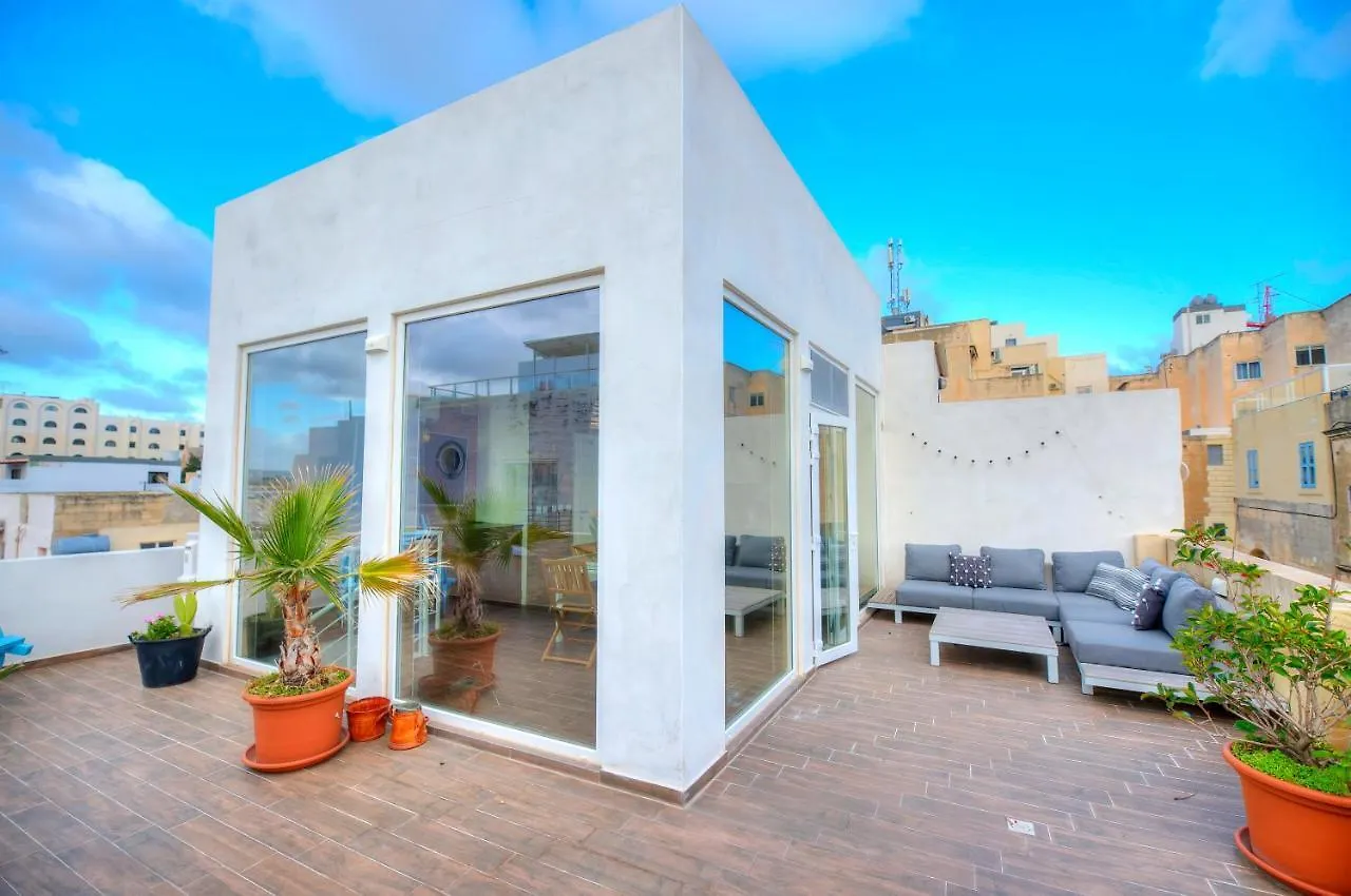 Spectacular Spacious House With Sun Terrace Ilju1-1 Sliema Malta
