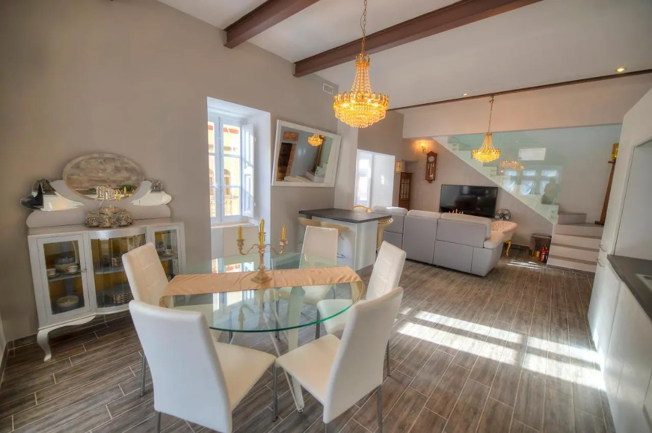 Holiday home Spectacular Spacious House With Sun Terrace Ilju1-1 Sliema