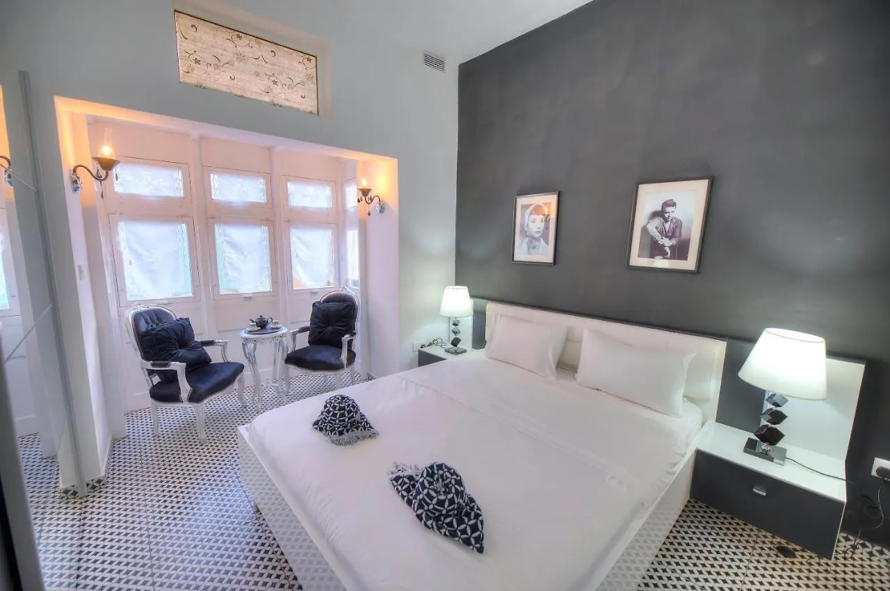 Spectacular Spacious House With Sun Terrace Ilju1-1 Sliema Holiday home