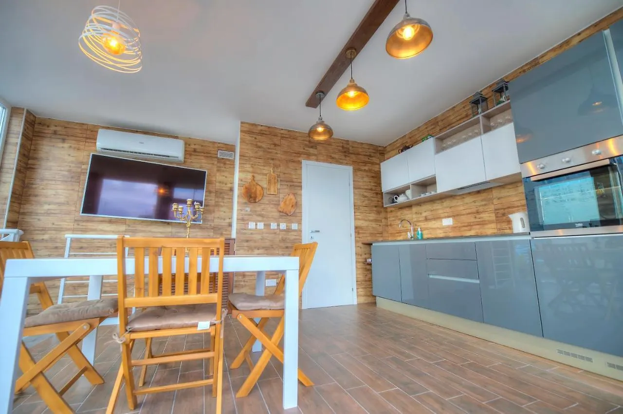 Spectacular Spacious House With Sun Terrace Ilju1-1 Sliema 0*,  Malta