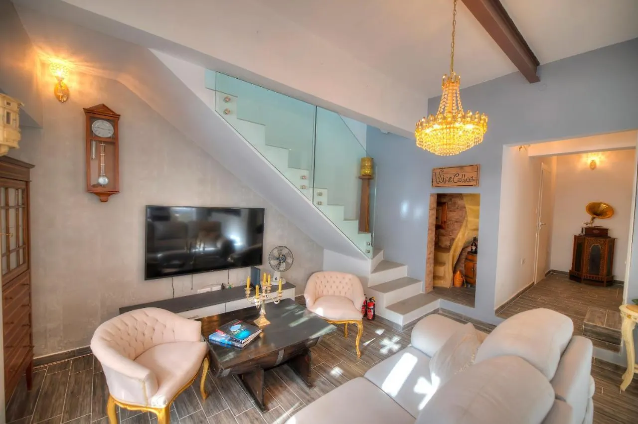 Holiday home Spectacular Spacious House With Sun Terrace Ilju1-1 Sliema